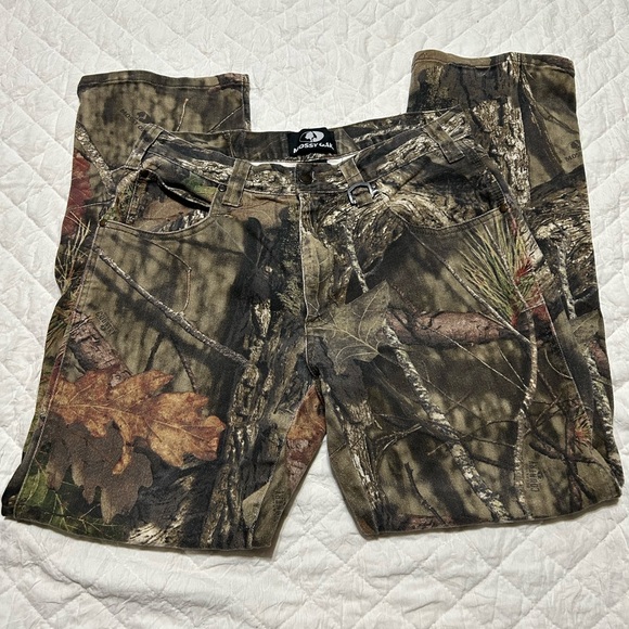 Mossy Oak Men's Relaxed Fit Camouflage Jeans 32/32 - Picture 4 of 5